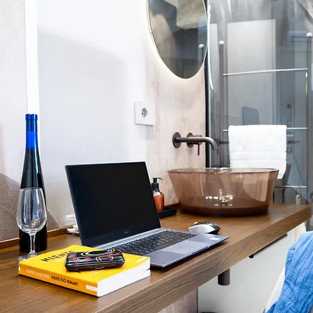 Apartament Guesthost - Solo Retreat - Independent Single Bari